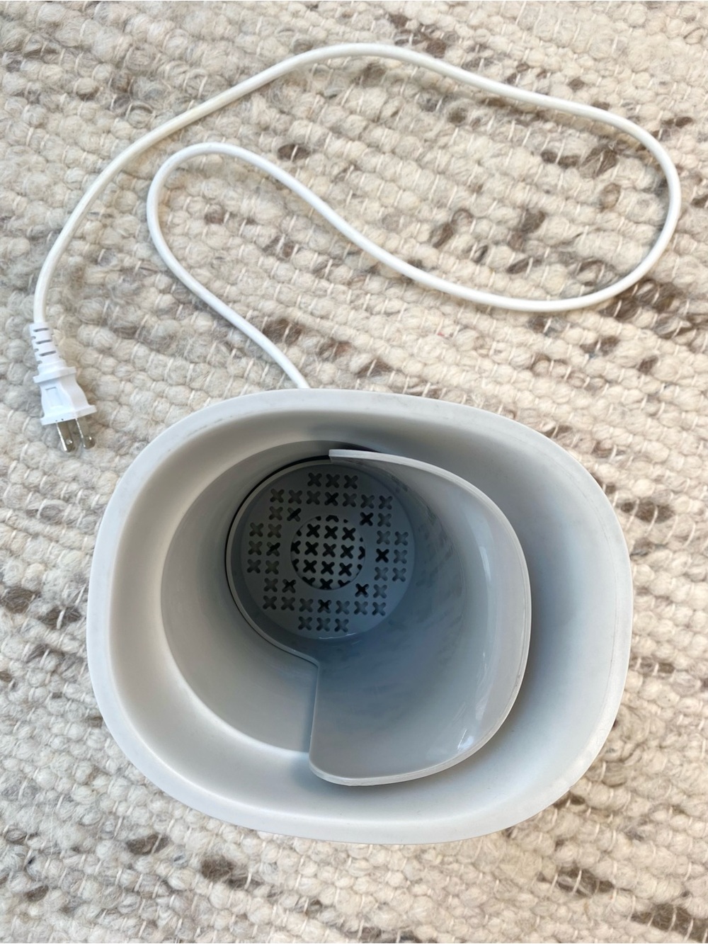 Tommee Tippee Multiwarm Intuitive Bottle Warmer Model 1148 in White and Gray - Picture 5 of 7